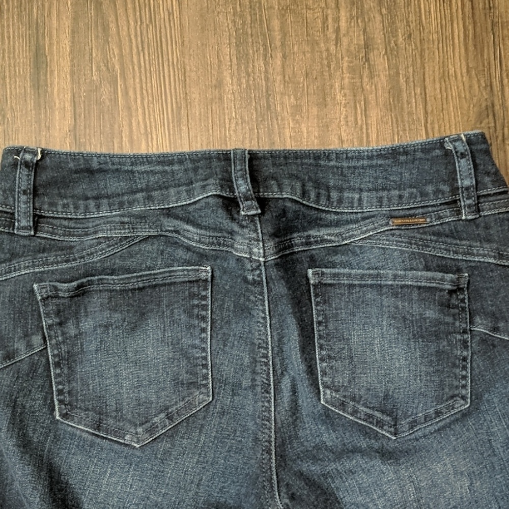 Jeans - Picture 3 of 4